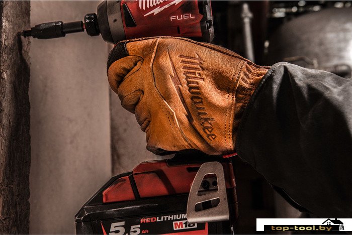 Натуральная кожа Milwaukee 8/M 4932478123