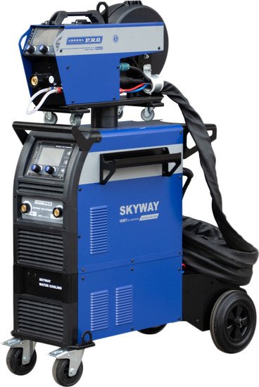 Сварочный инвертор AuroraPRO SKYWAY 550 Synergic с водяным охлаждением